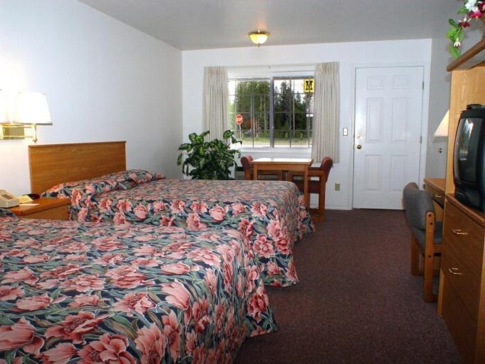 Dude & Roundup Motel West Yellowstone Bilik gambar